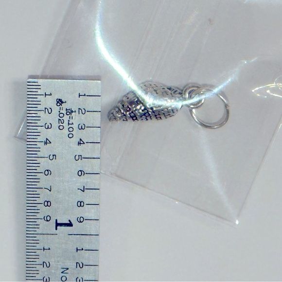 Shell Necklace Silver Tone Pendant Charm - Picture 4 of 5